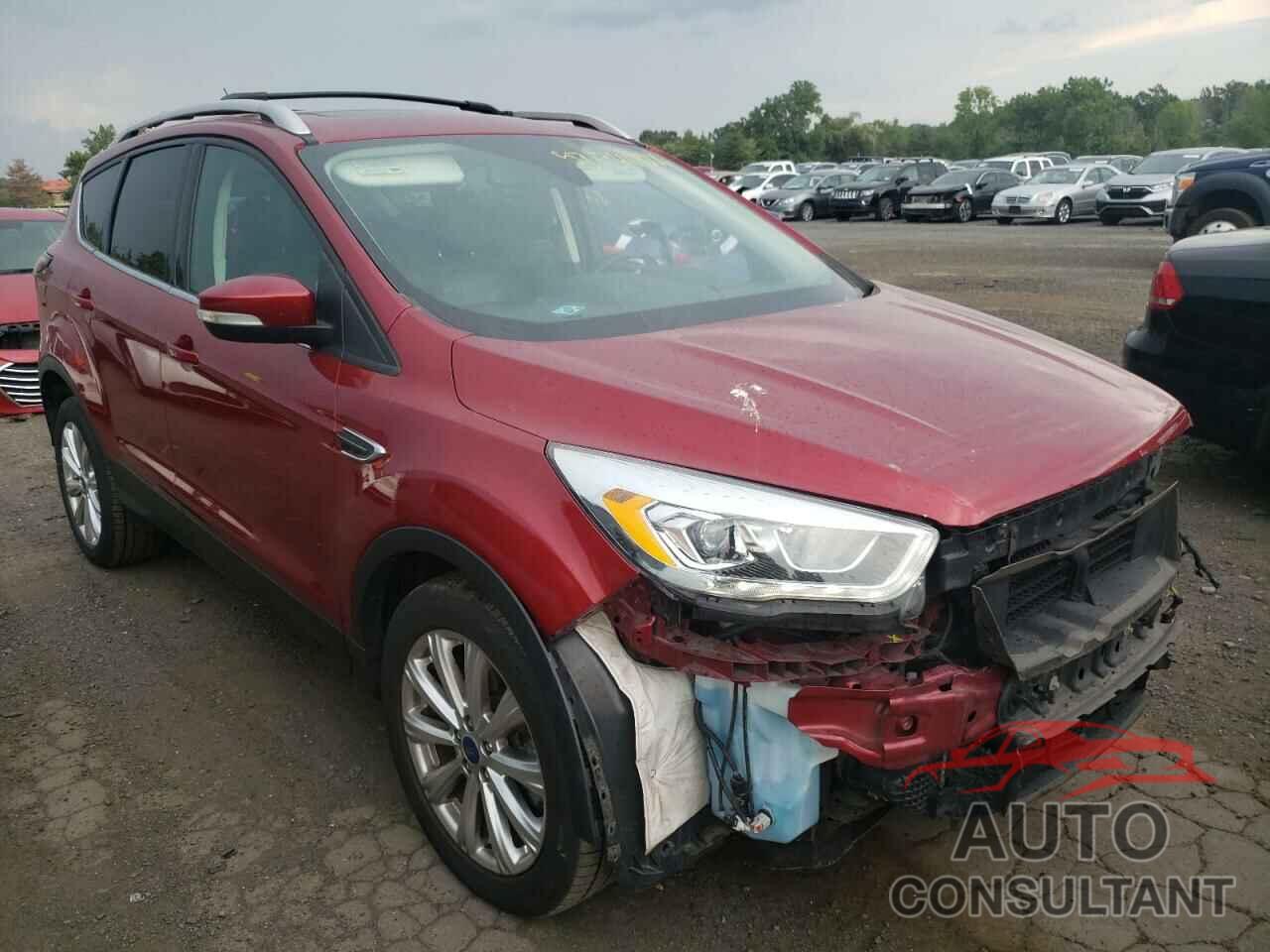 FORD ESCAPE 2017 - 1FMCU9J99HUC83548