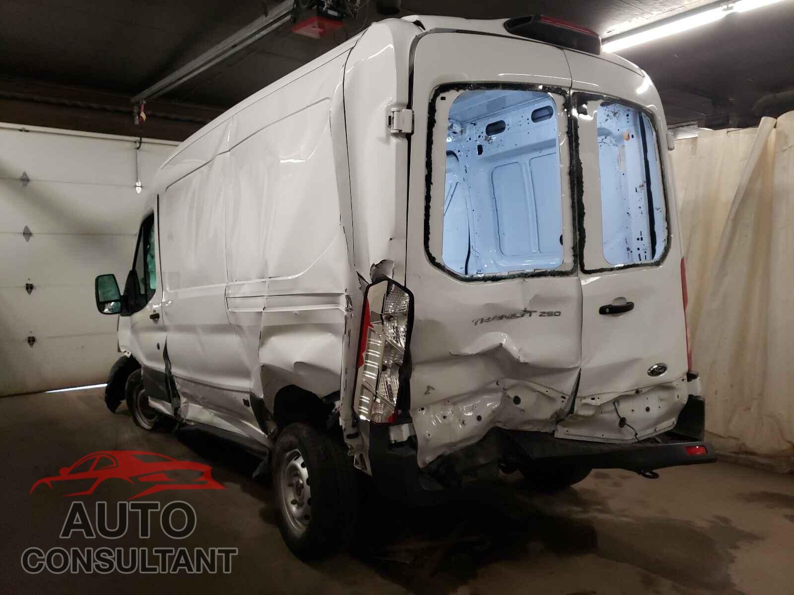FORD TRANSIT CO 2019 - 1FTYR1CM7KKB11990