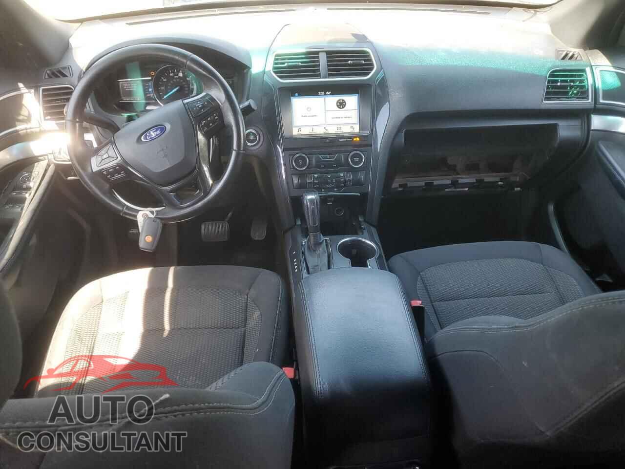 FORD EXPLORER 2017 - 1FM5K7DH4HGB06863