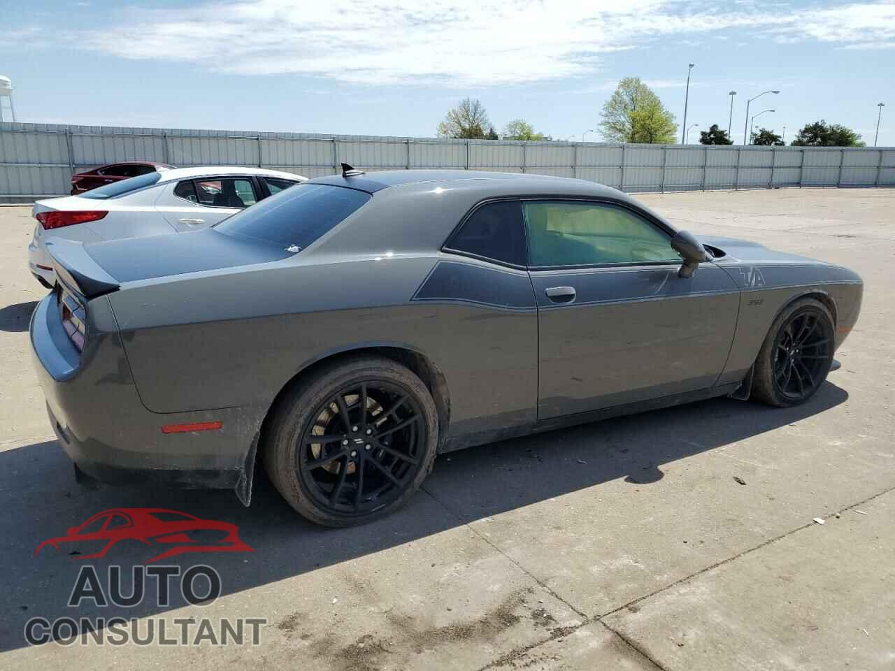 DODGE CHALLENGER 2018 - 2C3CDZFJ6JH111725