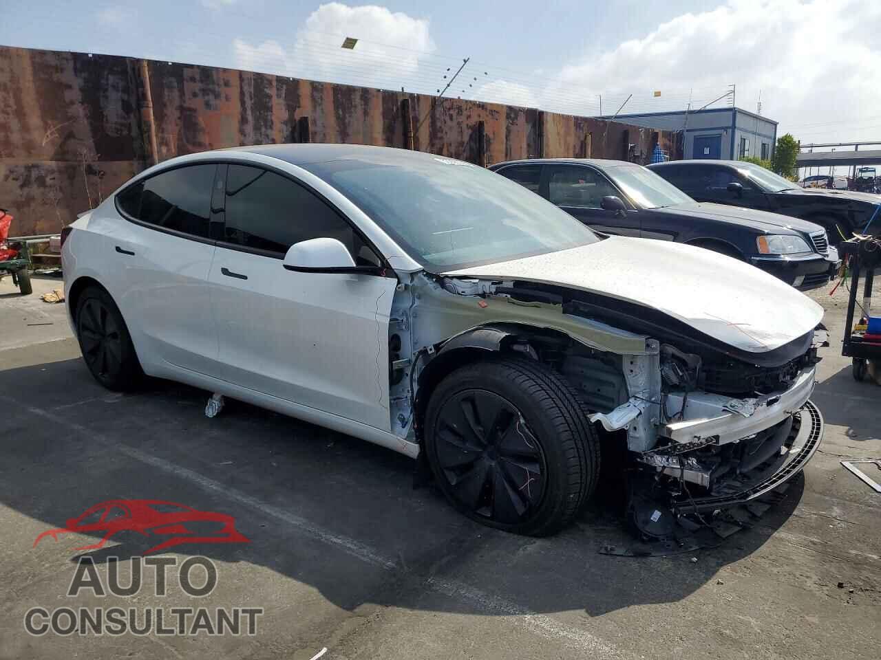TESLA MODEL 3 2024 - 5YJ3E1EB7RF821609