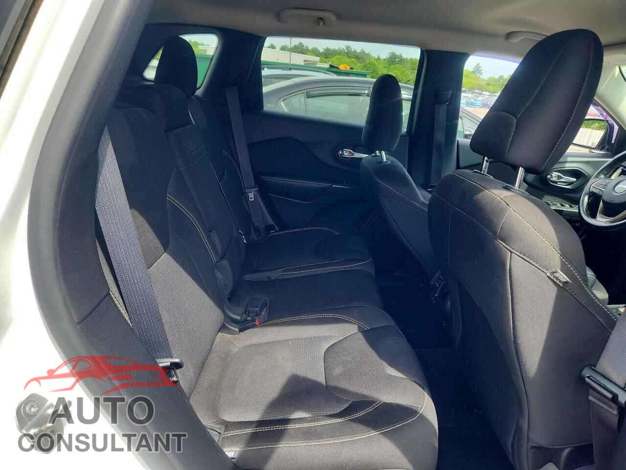 JEEP CHEROKEE 2015 - 1C4PJMCS0FW744932