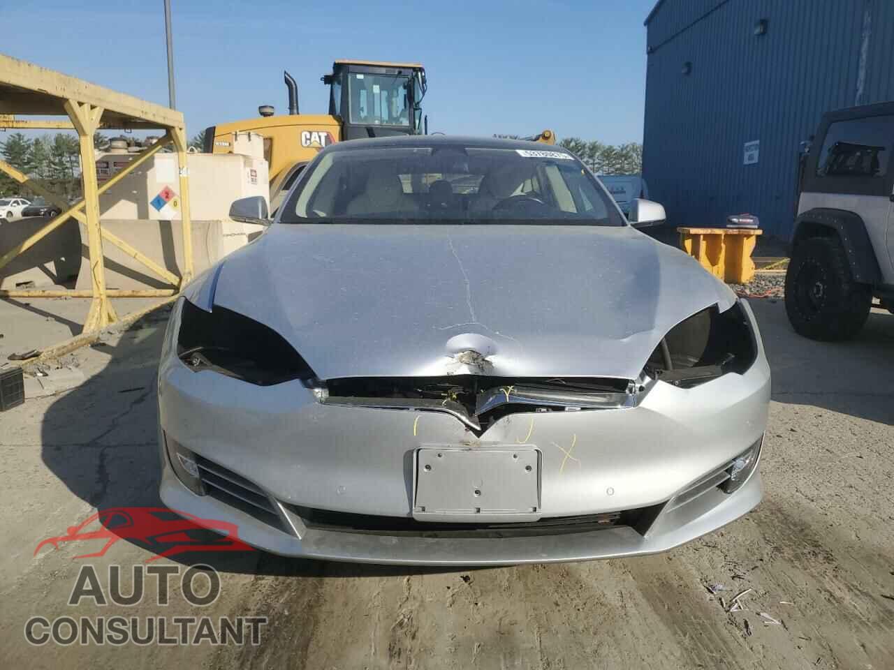 TESLA MODEL S 2017 - 5YJSA1E2XHF213086
