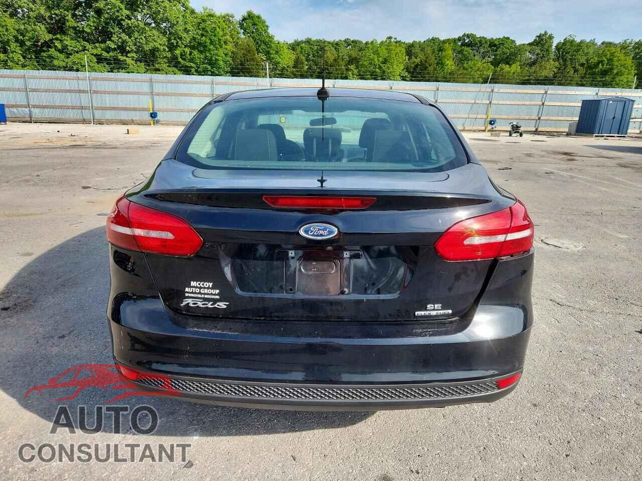 FORD FOCUS 2016 - 1FADP3F27GL229099