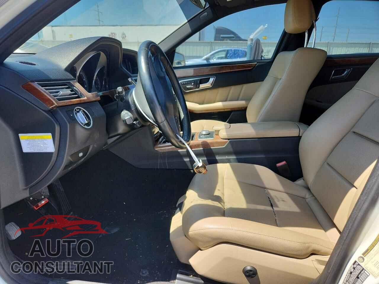 MERCEDES-BENZ E-CLASS 2012 - WDDHF5KBXCA613356