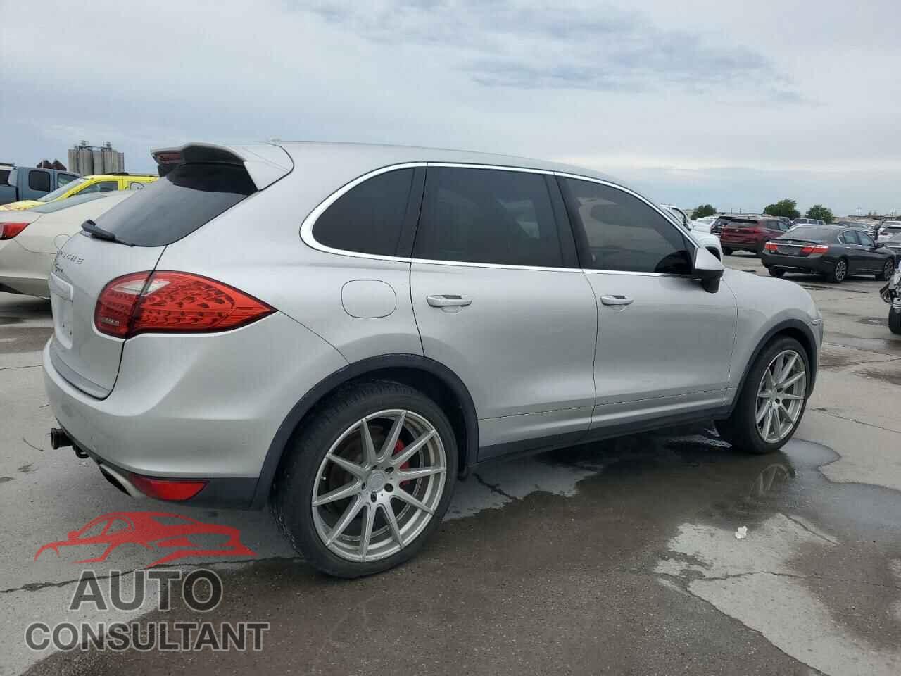 PORSCHE CAYENNE 2011 - WP1AA2A2XBLA09320