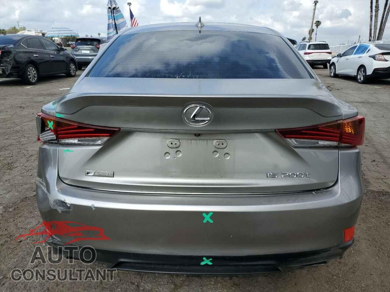 LEXUS IS 2017 - JTHBA1D26H5044010
