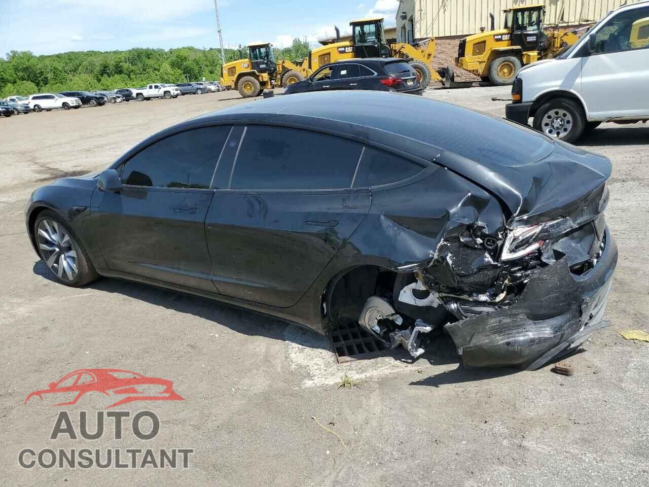 TESLA MODEL 3 2024 - 5YJ3E1EB7RF734552
