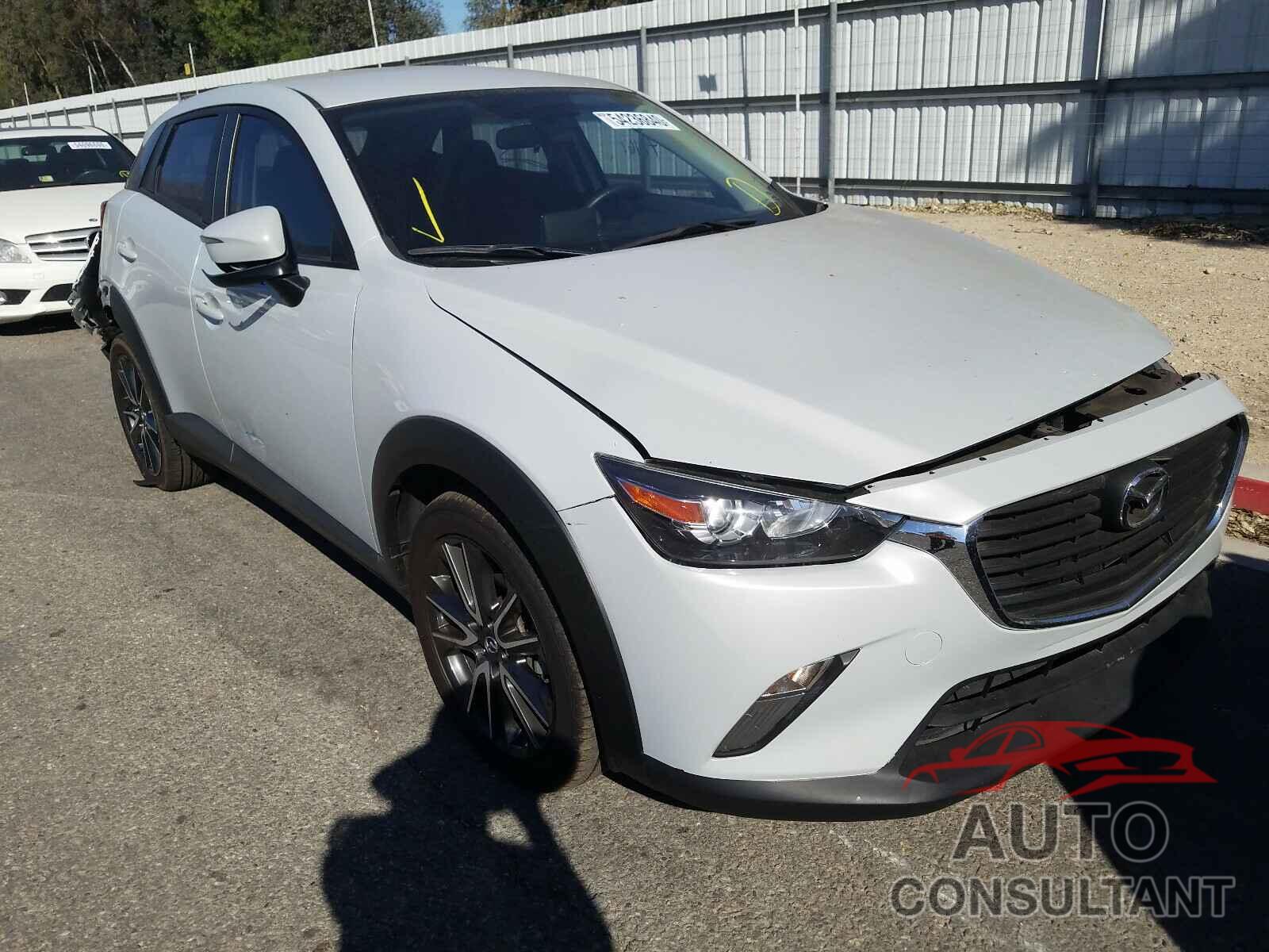 MAZDA CX-3 2017 - JM1DKDC76H0150461