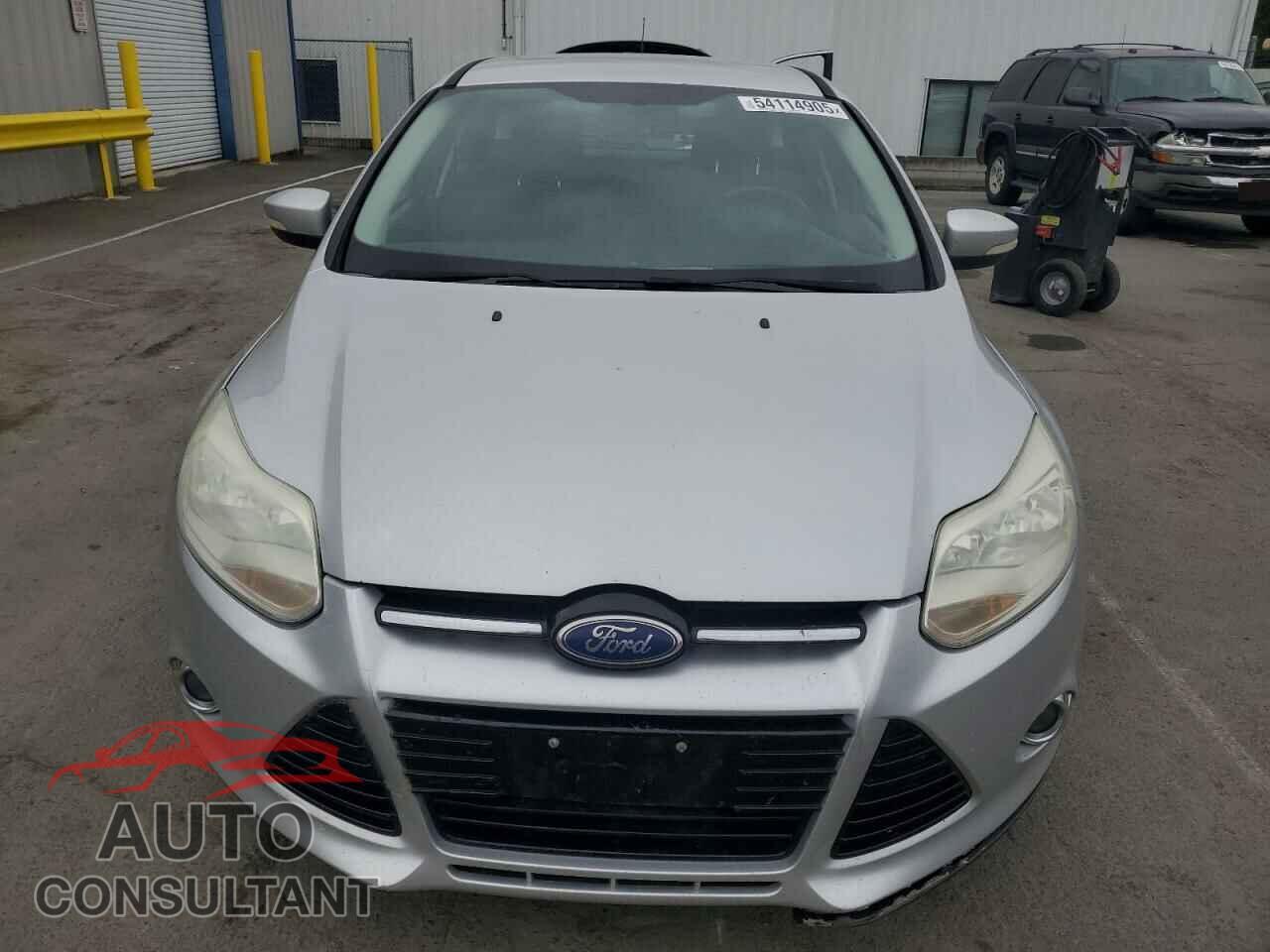 FORD FOCUS 2012 - 1FAHP3M26CL317317