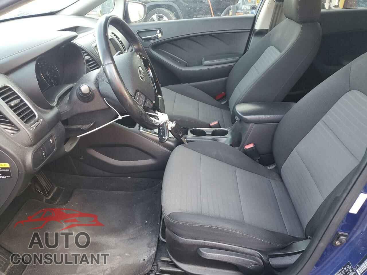 KIA FORTE 2017 - 3KPFL4A76HE104385