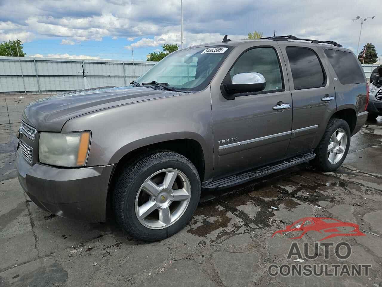 CHEVROLET TAHOE 2011 - 1GNSKCE03BR295355