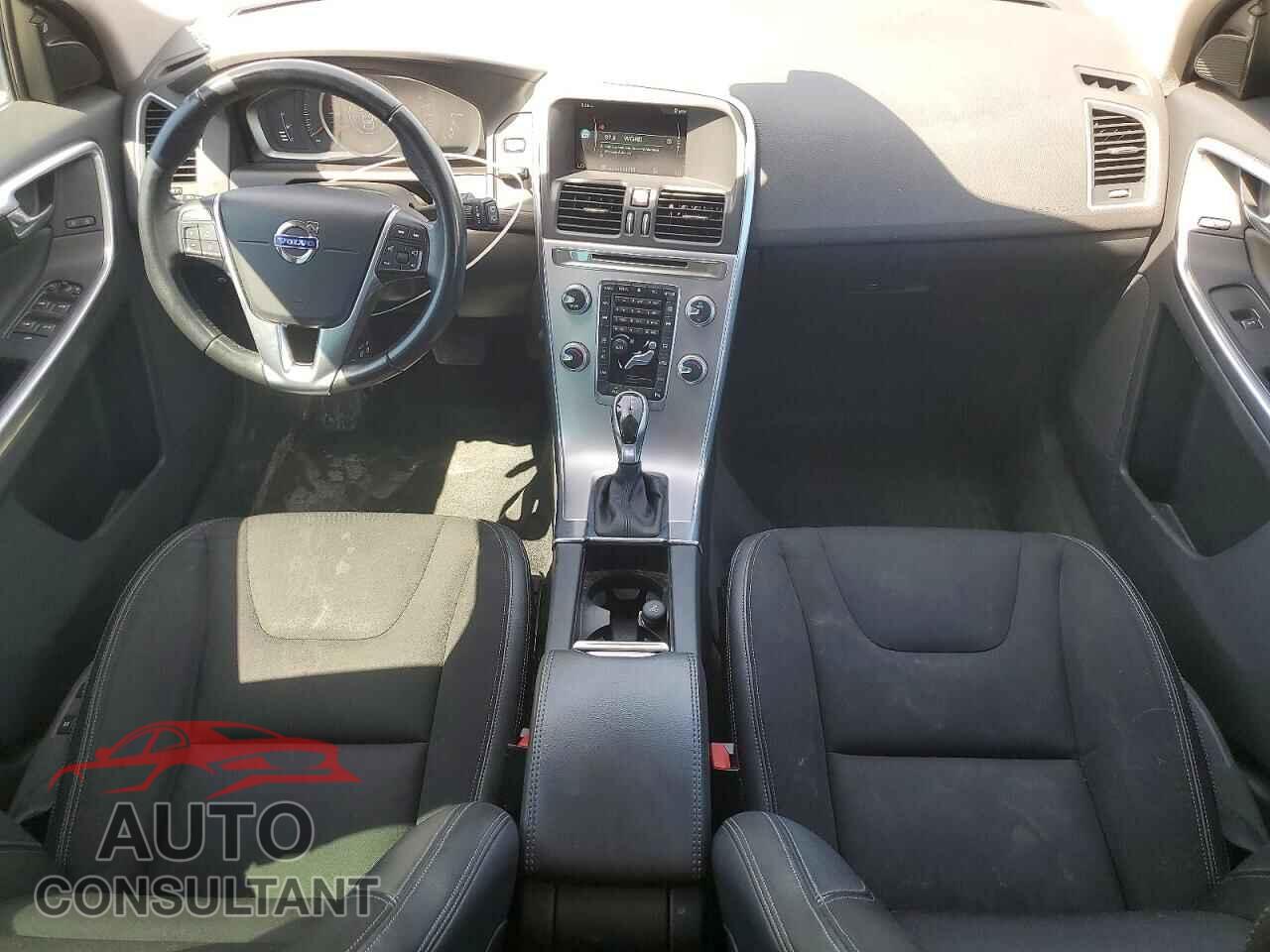 VOLVO XC60 2017 - YV440MDJ1H2087187