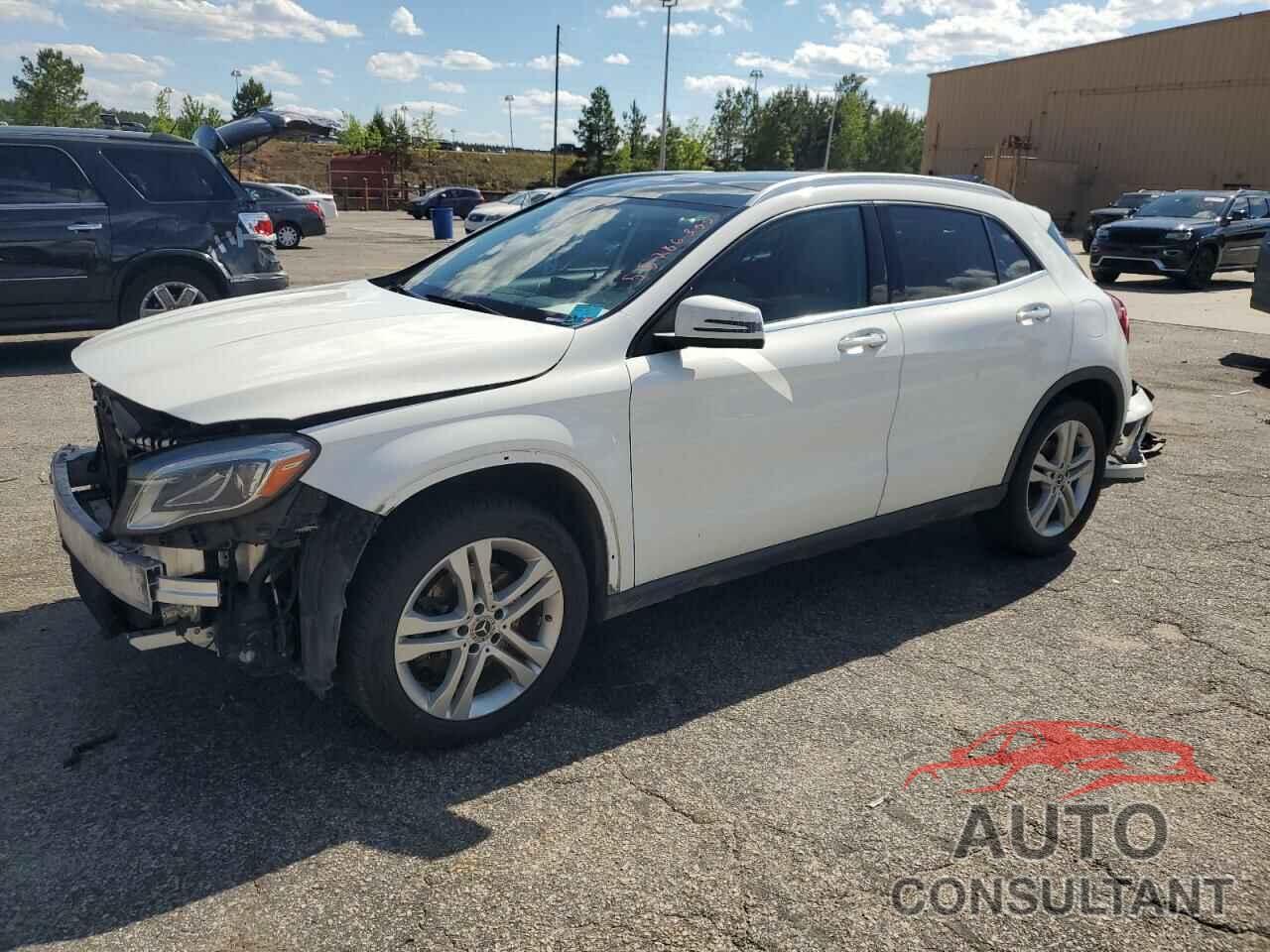 MERCEDES-BENZ GLA-CLASS 2019 - WDCTG4EBXKU004184