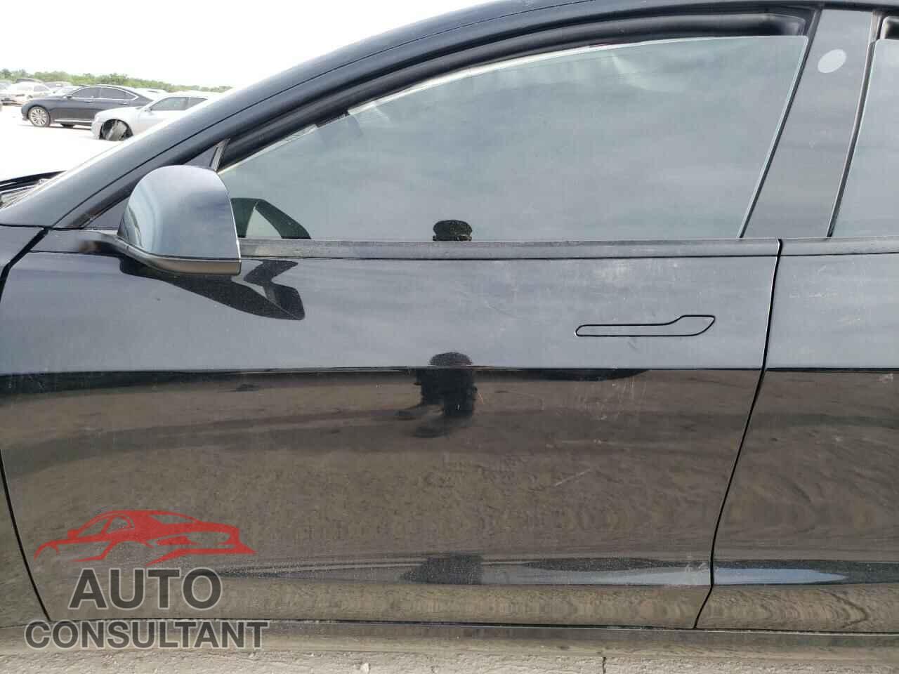 TESLA MODEL 3 2021 - 5YJ3E1EA9MF876448