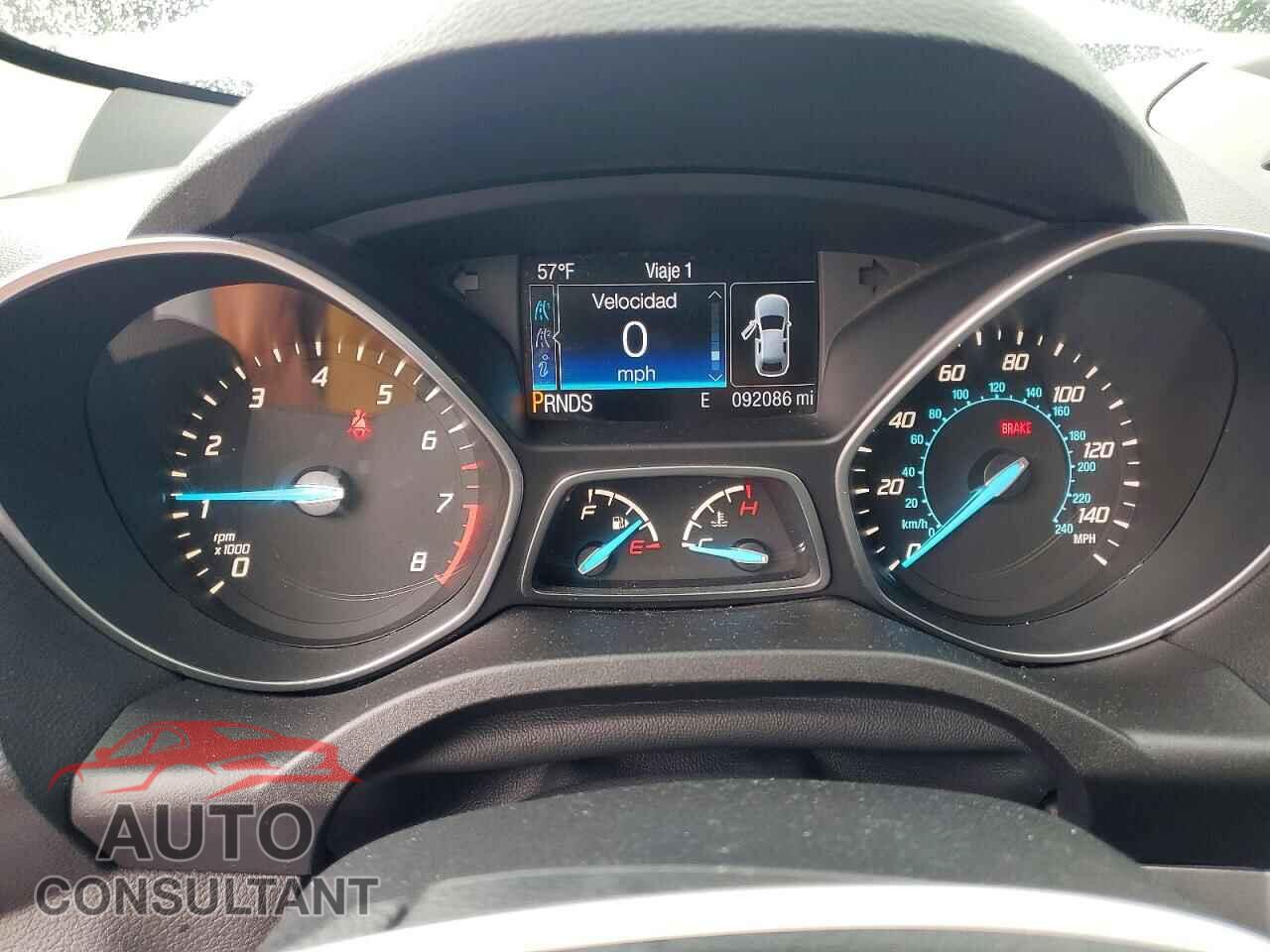 FORD ESCAPE 2016 - 1FMCU0GX4GUC83036