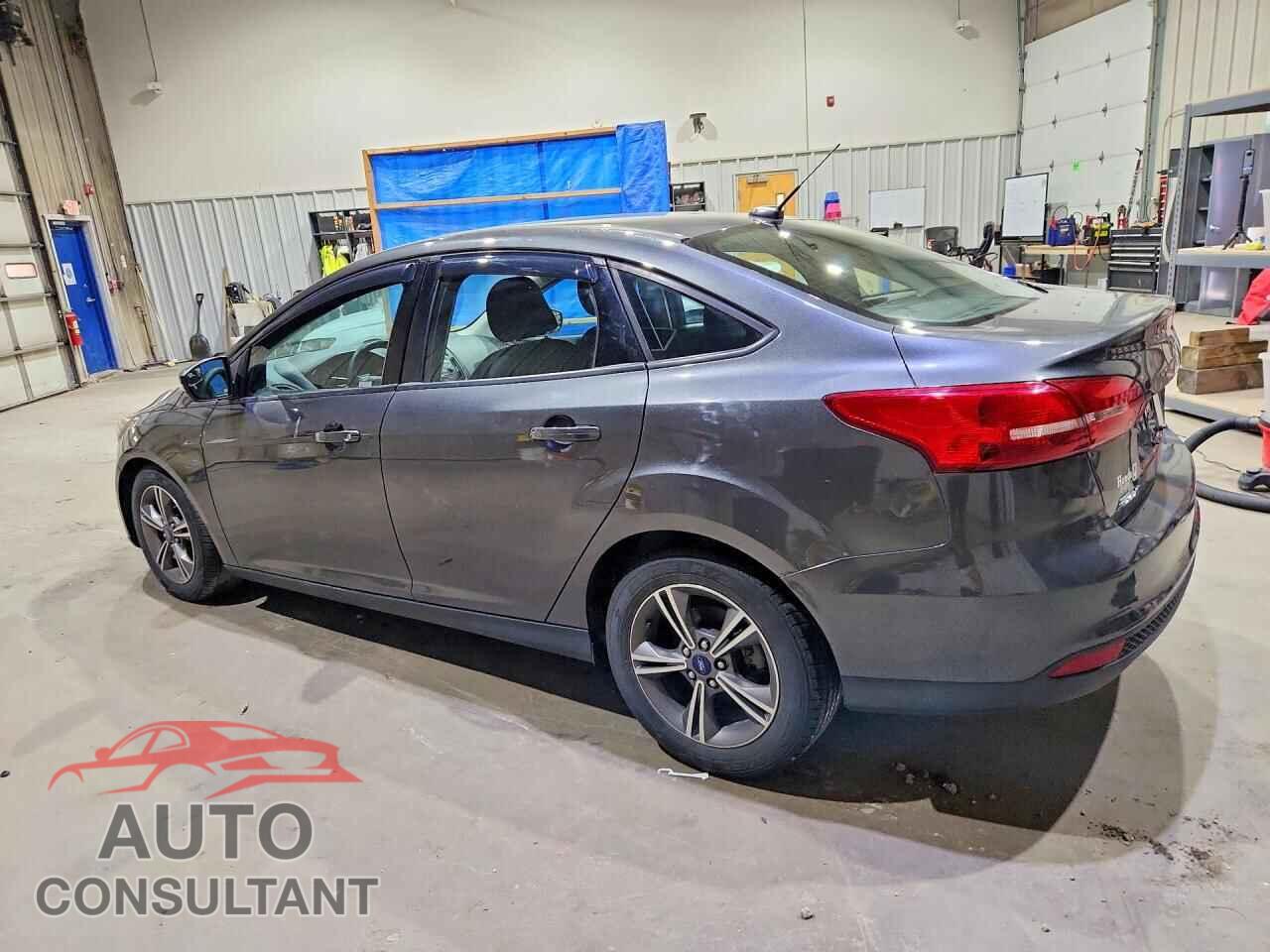 FORD FOCUS 2017 - 1FADP3FE1HL273885