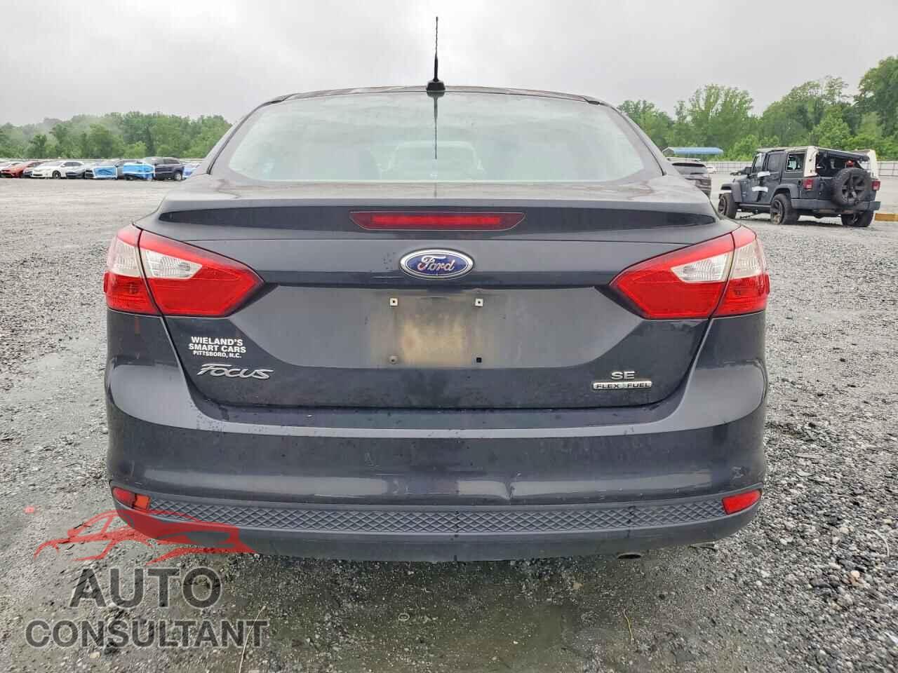 FORD FOCUS 2014 - 1FADP3F2XEL251322