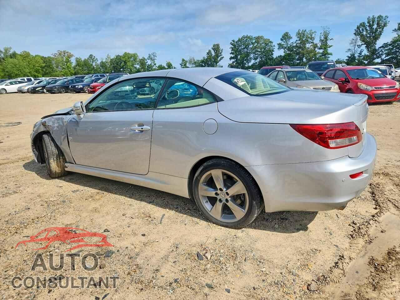 LEXUS IS 2012 - JTHFF2C2XC2524328