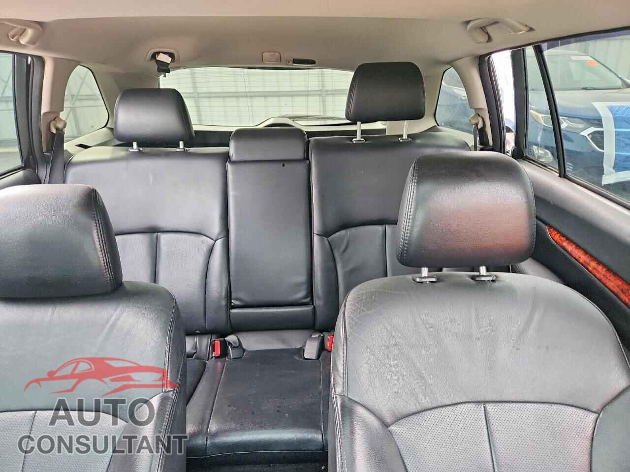 SUBARU OUTBACK 2011 - 4S4BRBKC3B3349510