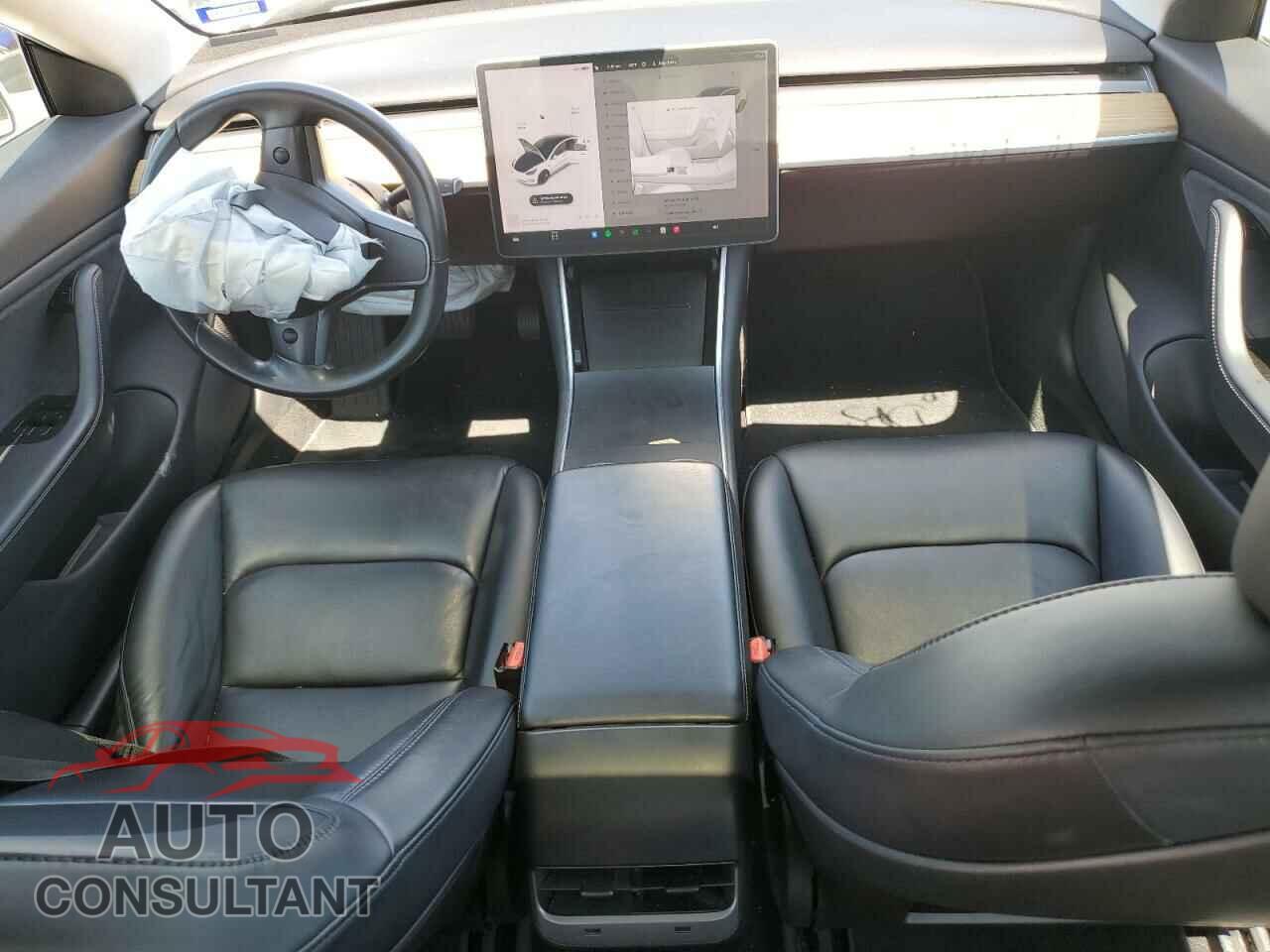 TESLA MODEL 3 2018 - 5YJ3E1EA1JF019665