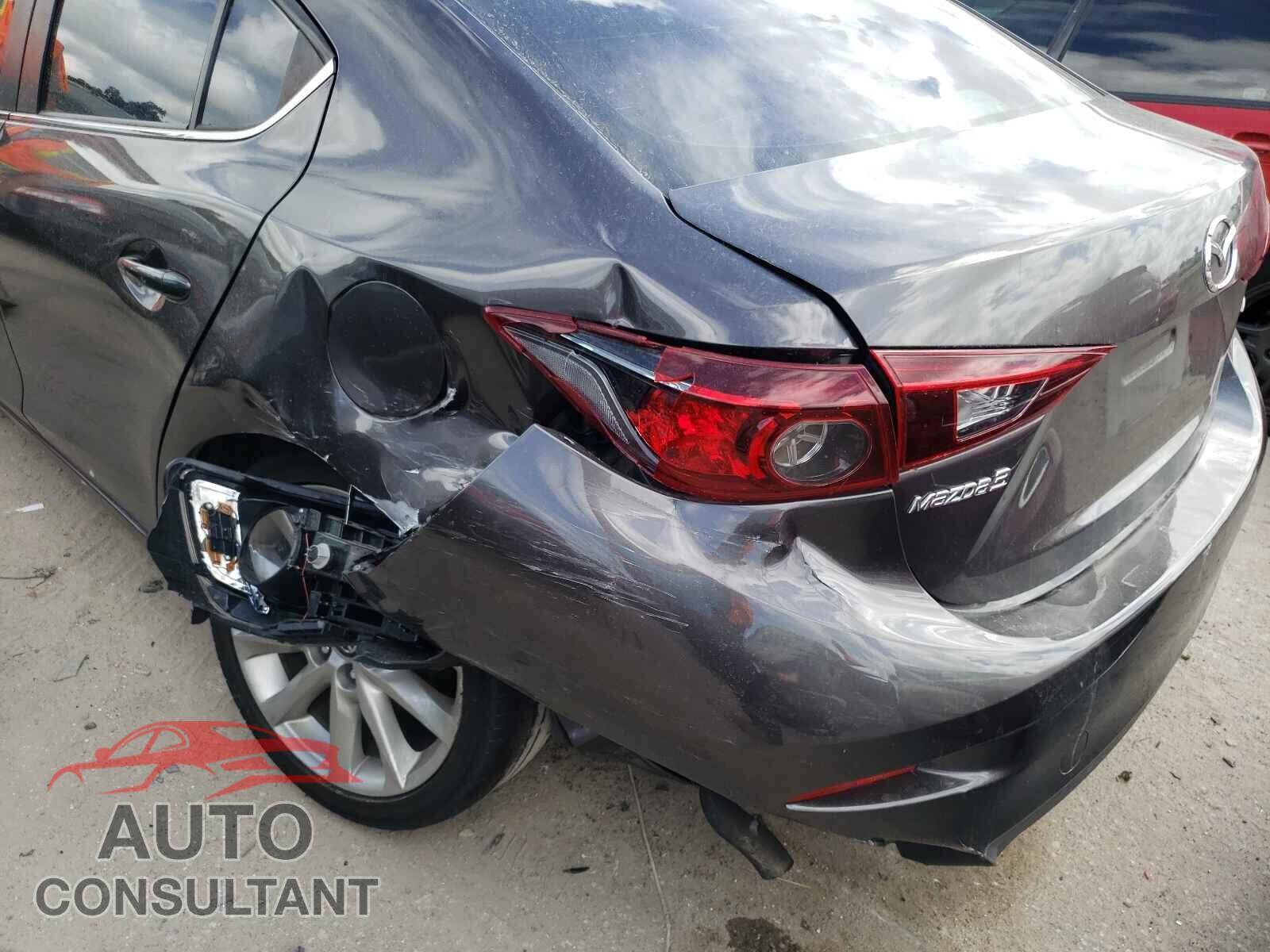 MAZDA 3 2017 - 3MZBN1V74HM121156