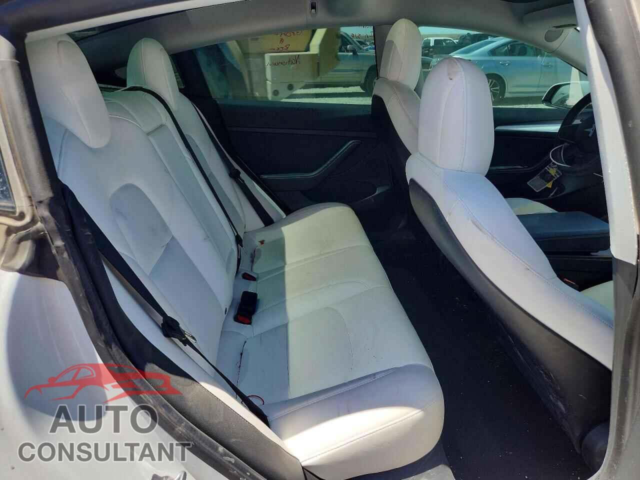 TESLA MODEL 3 2021 - 5YJ3E1EC3MF059669