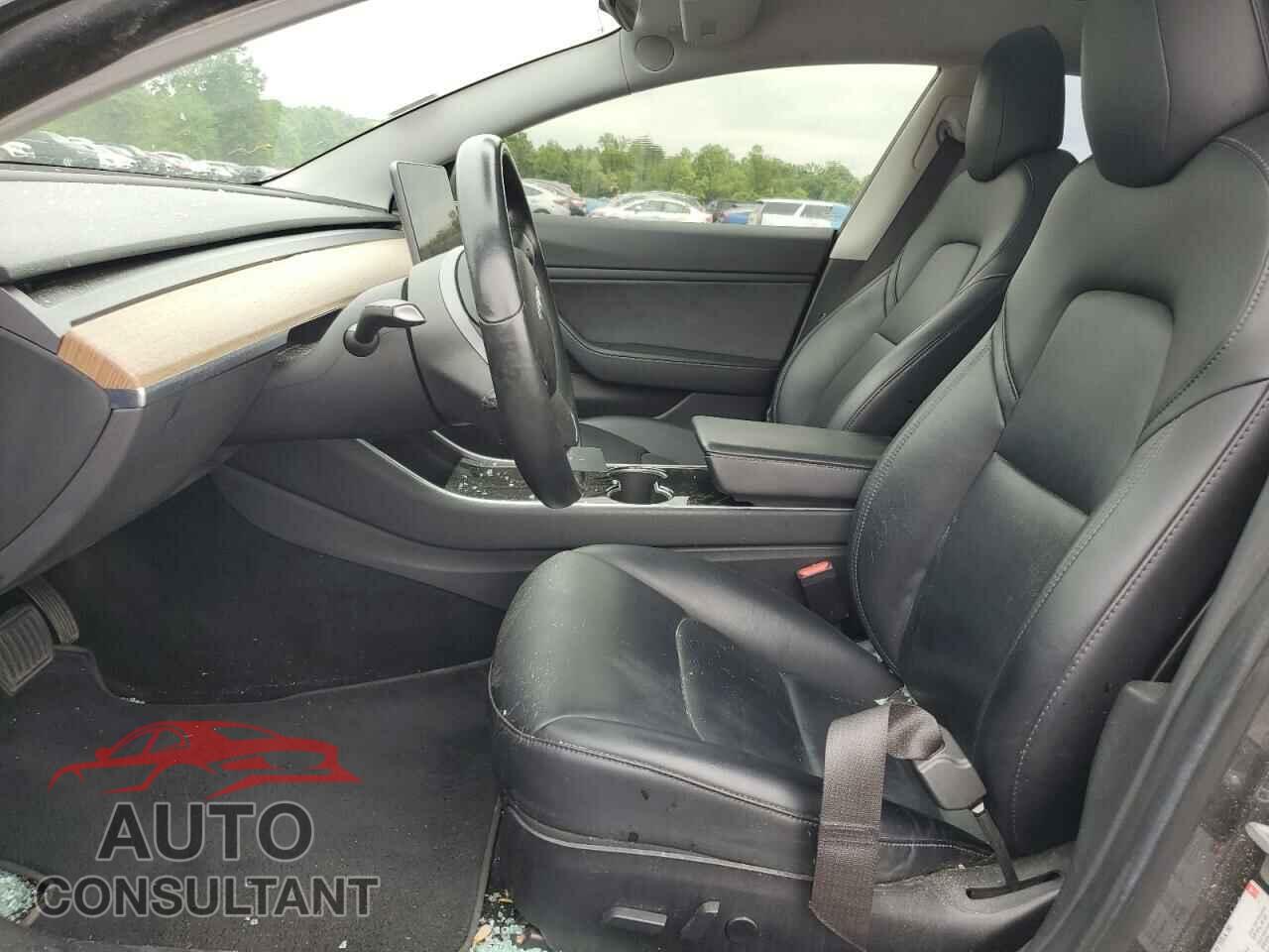 TESLA MODEL 3 2018 - 5YJ3E1EA2JF031517
