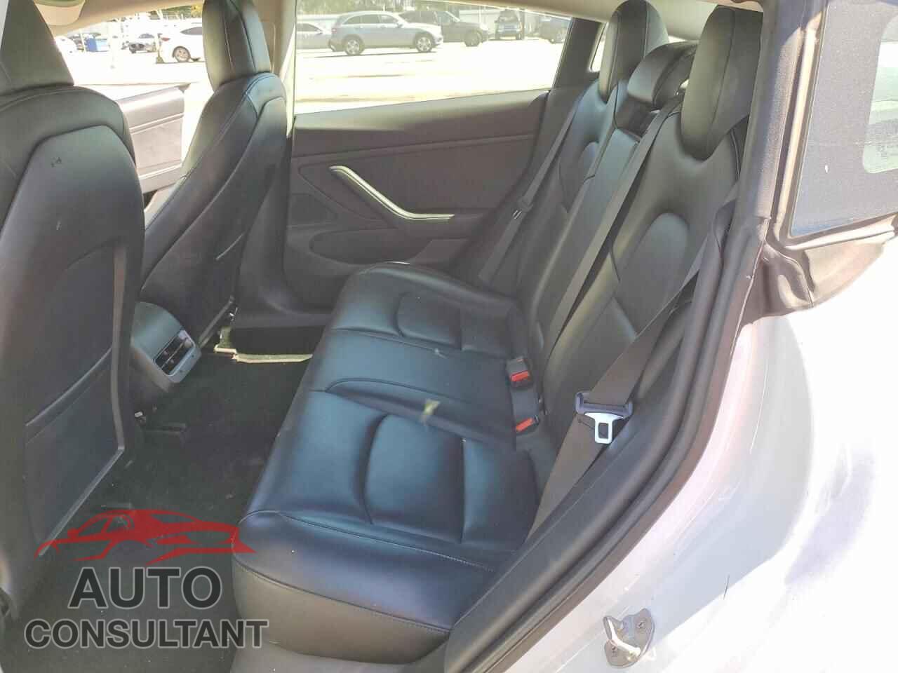 TESLA MODEL 3 2019 - 5YJ3E1EA2KF482450