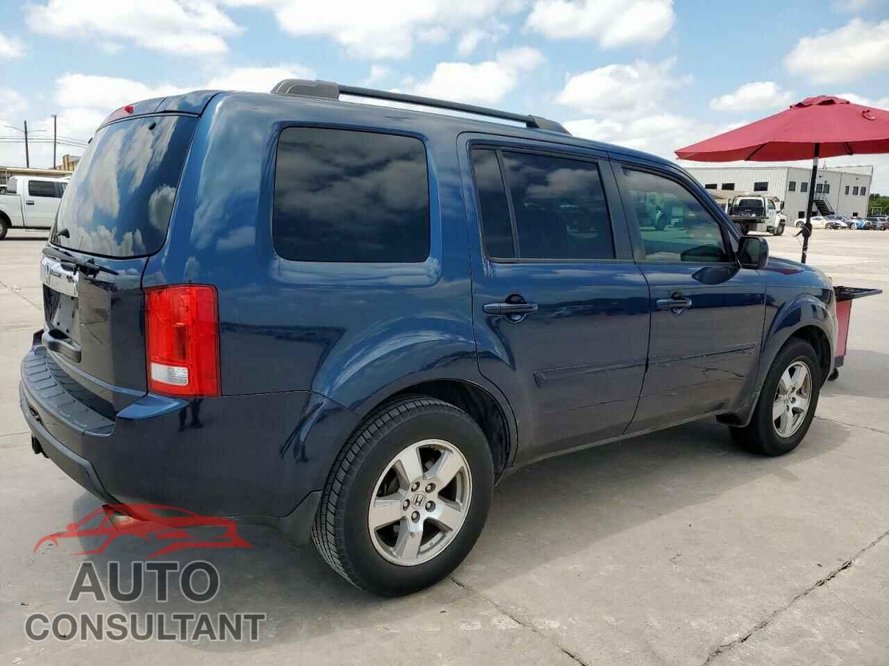 HONDA PILOT 2011 - 5FNYF3H57BB041846
