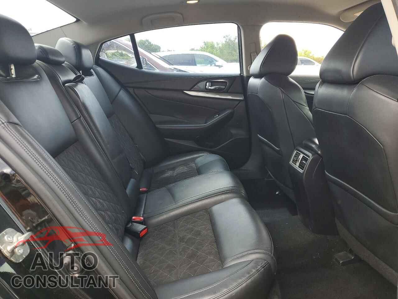 NISSAN MAXIMA 2017 - 1N4AA6AP1HC452829