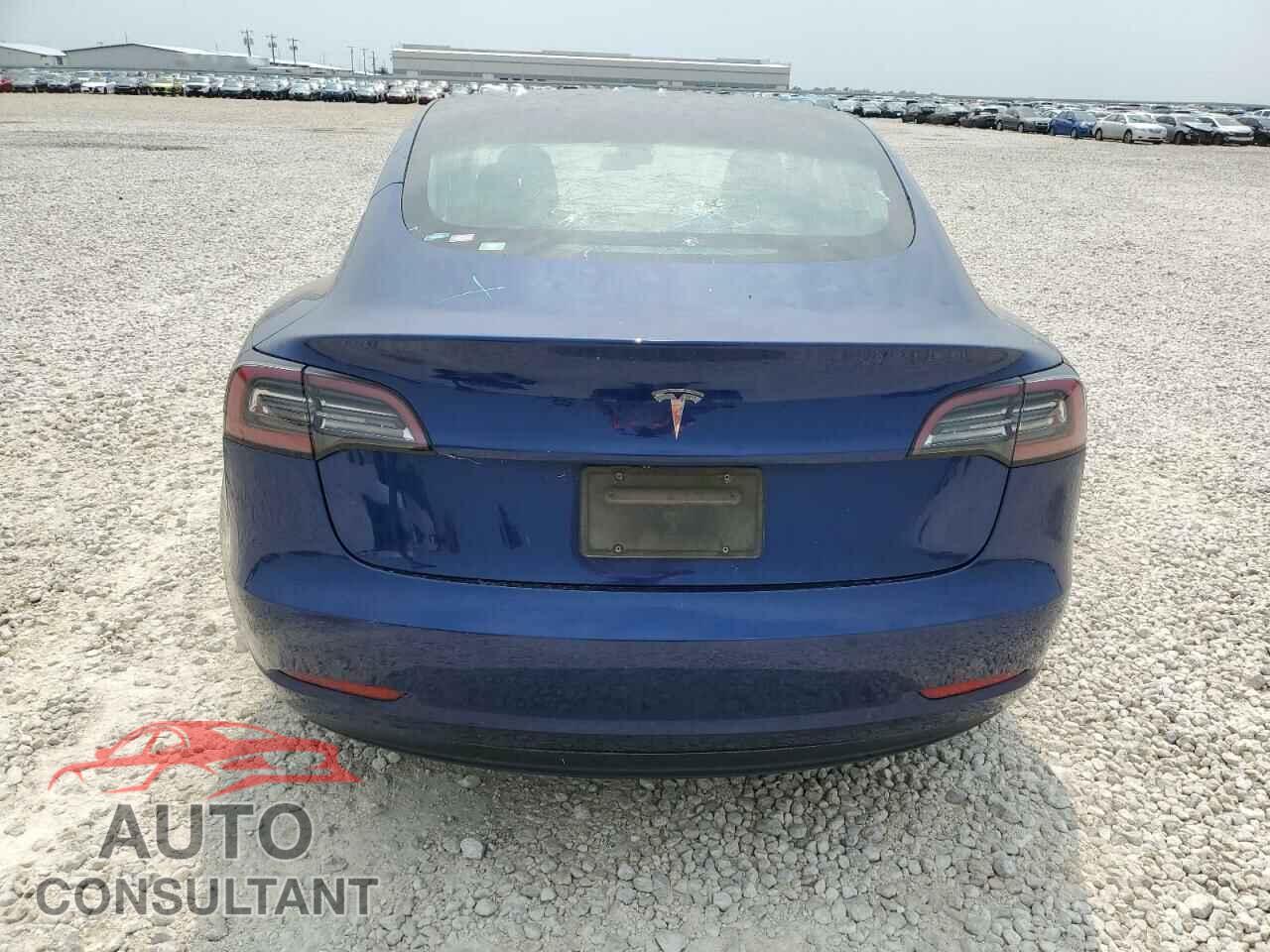 TESLA MODEL 3 2019 - 5YJ3E1EA4KF400735