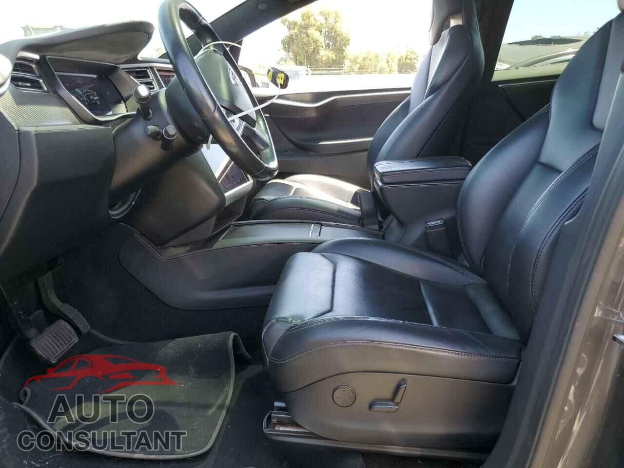 TESLA MODEL X 2017 - 5YJXCBE29HF061260