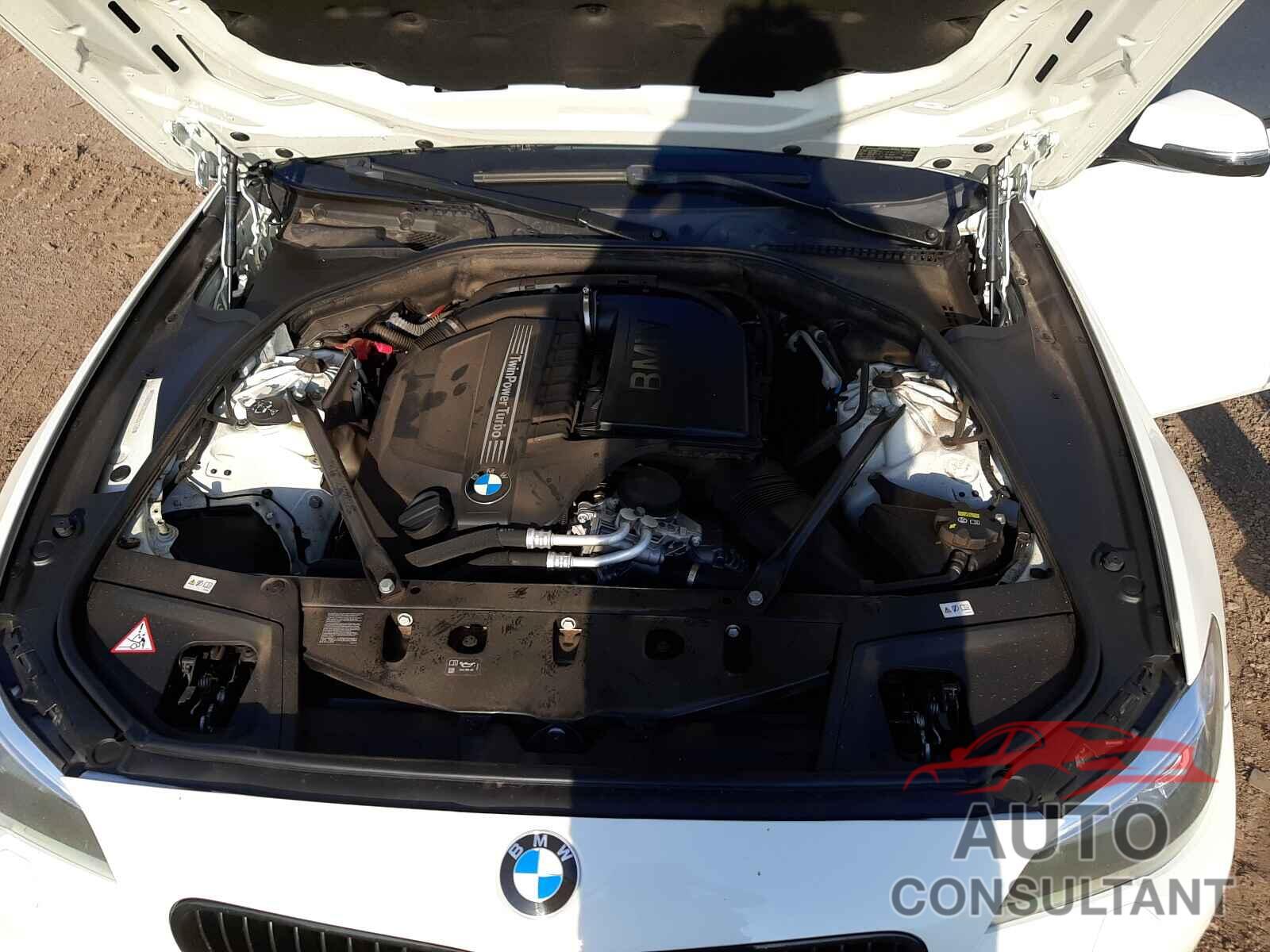 BMW 5 SERIES 2016 - WBA5B1C5XGG134106