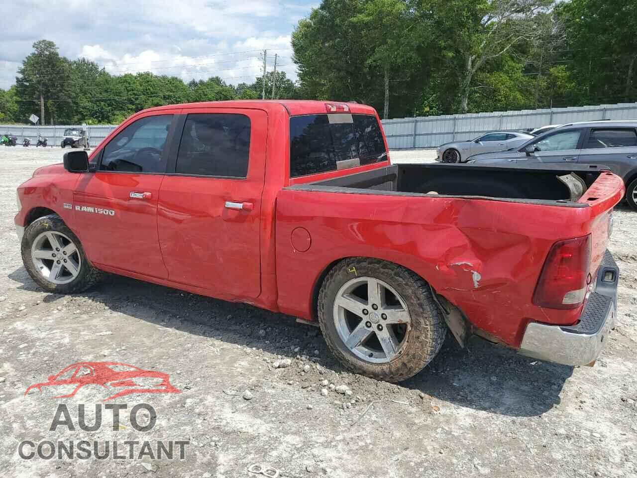DODGE RAM 1500 2012 - 1C6RD7LT2CS187915