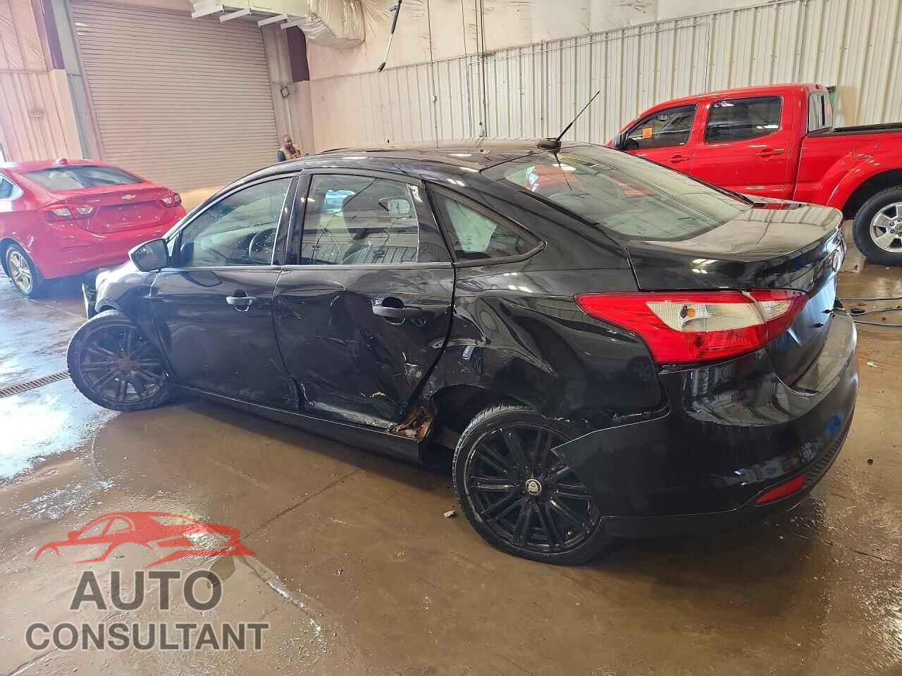 FORD FOCUS 2014 - 1FADP3E25EL391120