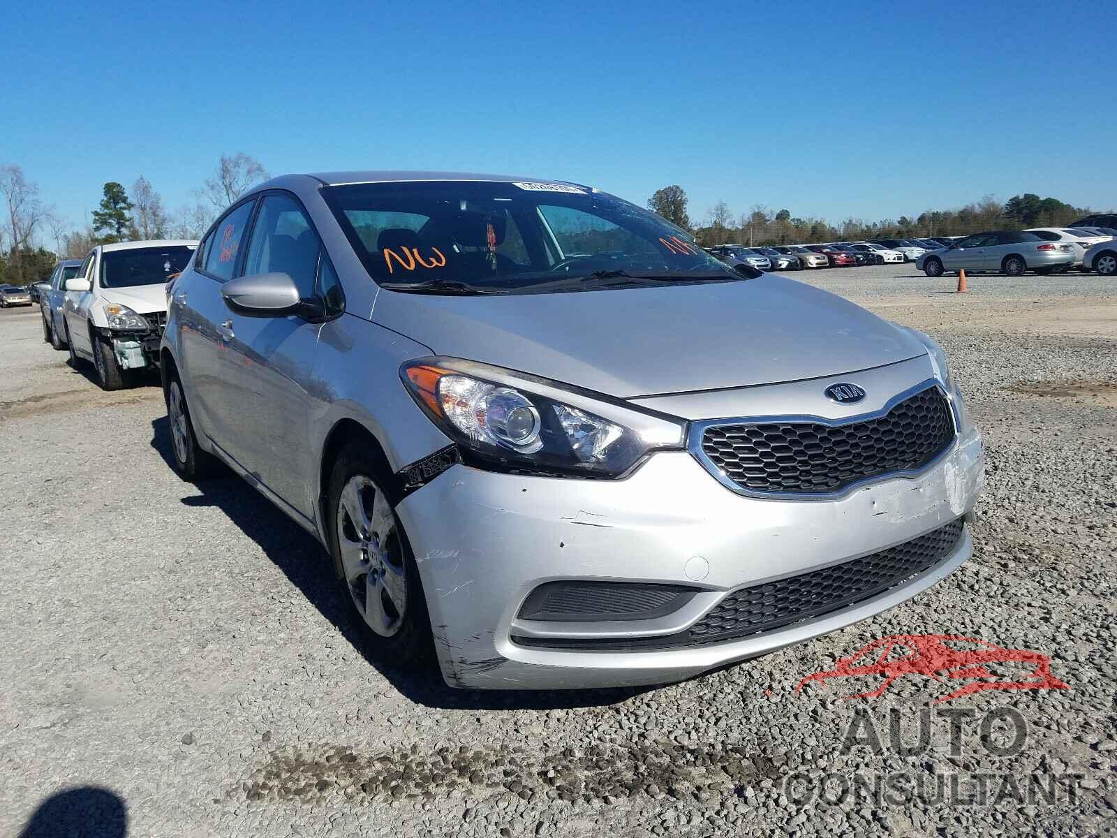 KIA FORTE 2016 - KNAFK4A61G5589021