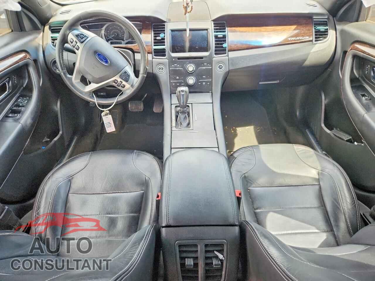 FORD TAURUS 2015 - 1FAHP2F86FG168237