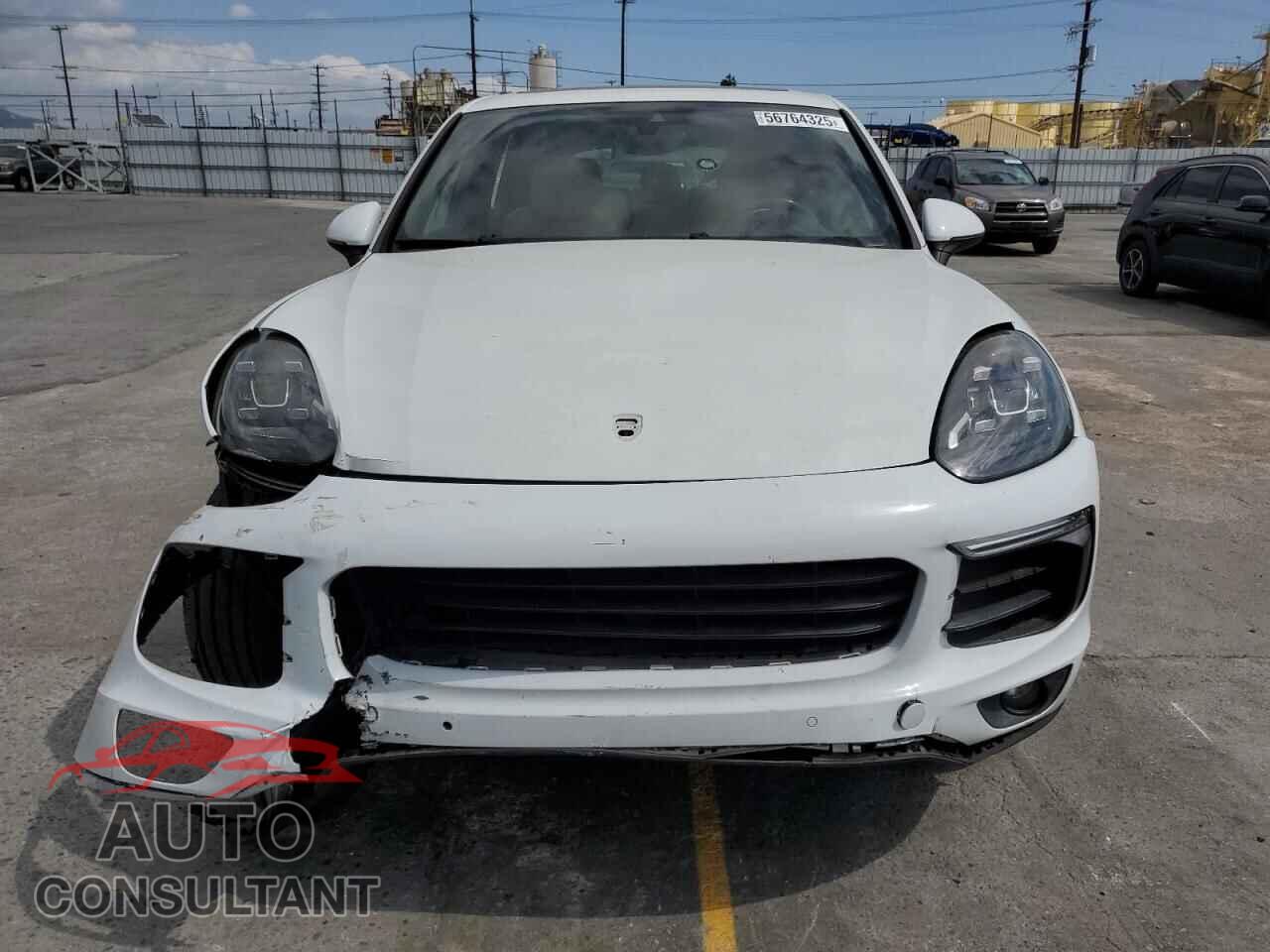 PORSCHE CAYENNE 2016 - WP1AA2A27GKA14312