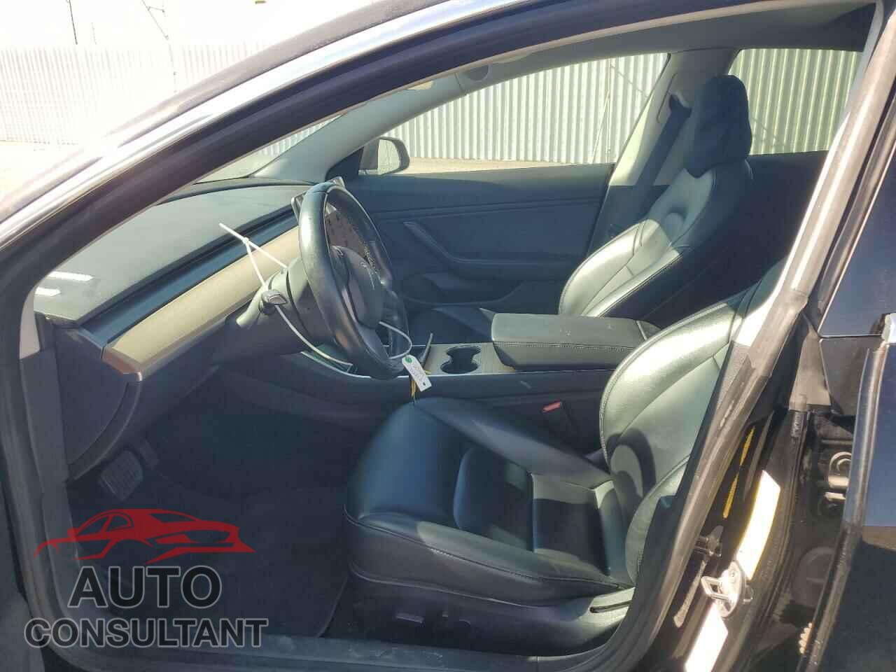 TESLA MODEL 3 2018 - 5YJ3E1EA8JF123005