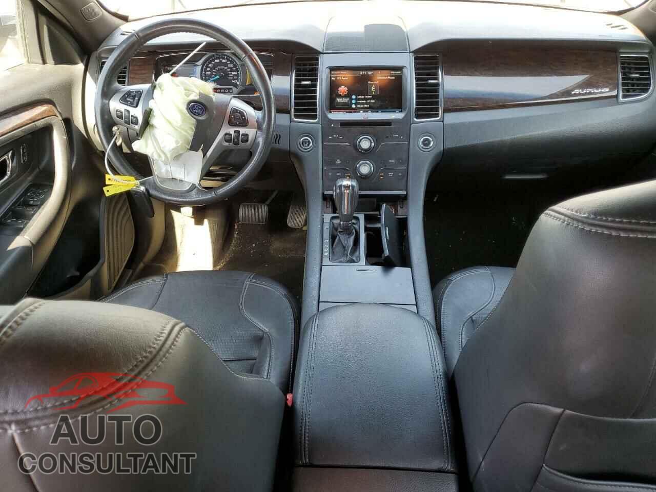 FORD TAURUS 2015 - 1FAHP2F84FG106058