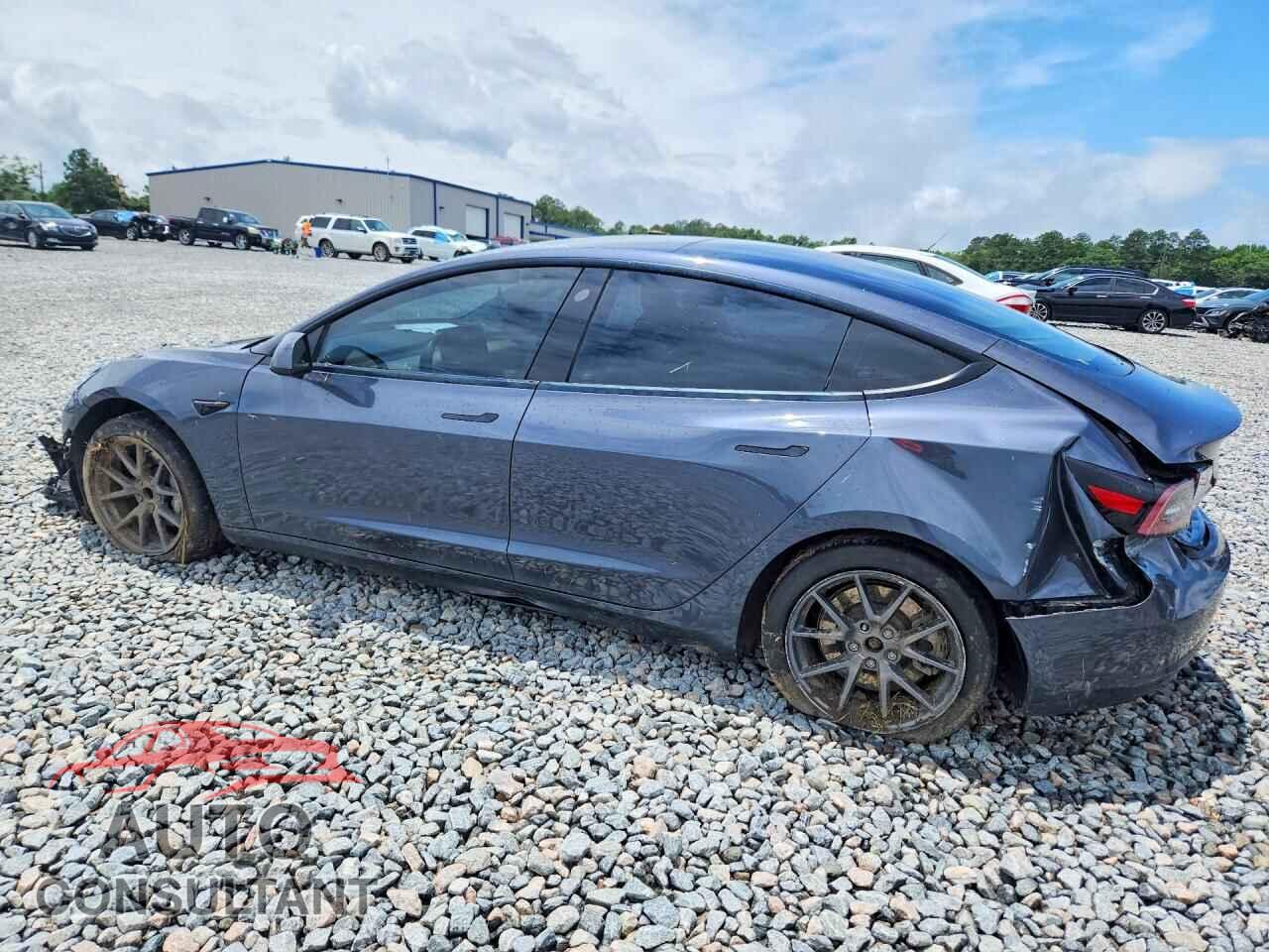 TESLA MODEL 3 2022 - 5YJ3E1EA4NF189993
