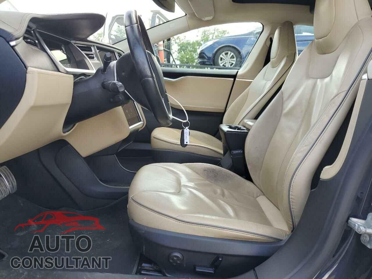 TESLA MODEL S 2013 - 5YJSA1CP3DFP06715