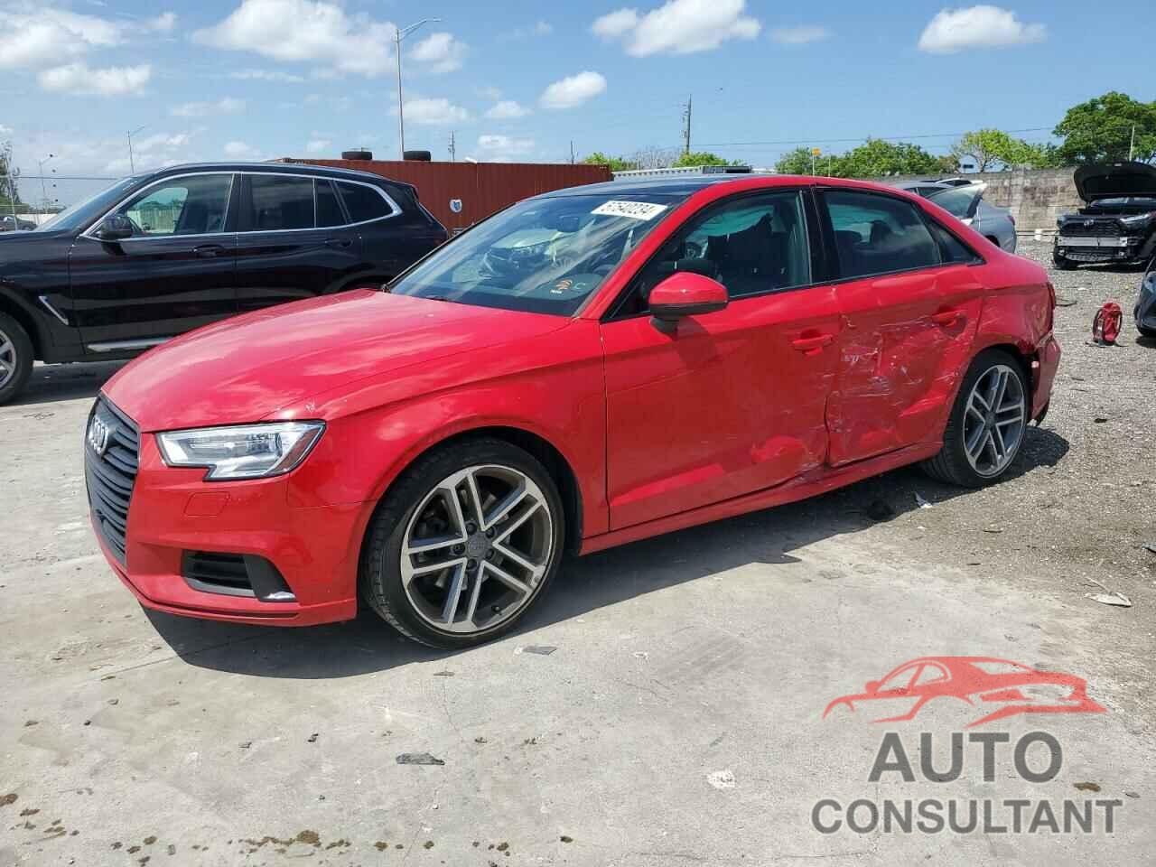 AUDI A3 2019 - WAUAUGFF6KA089757