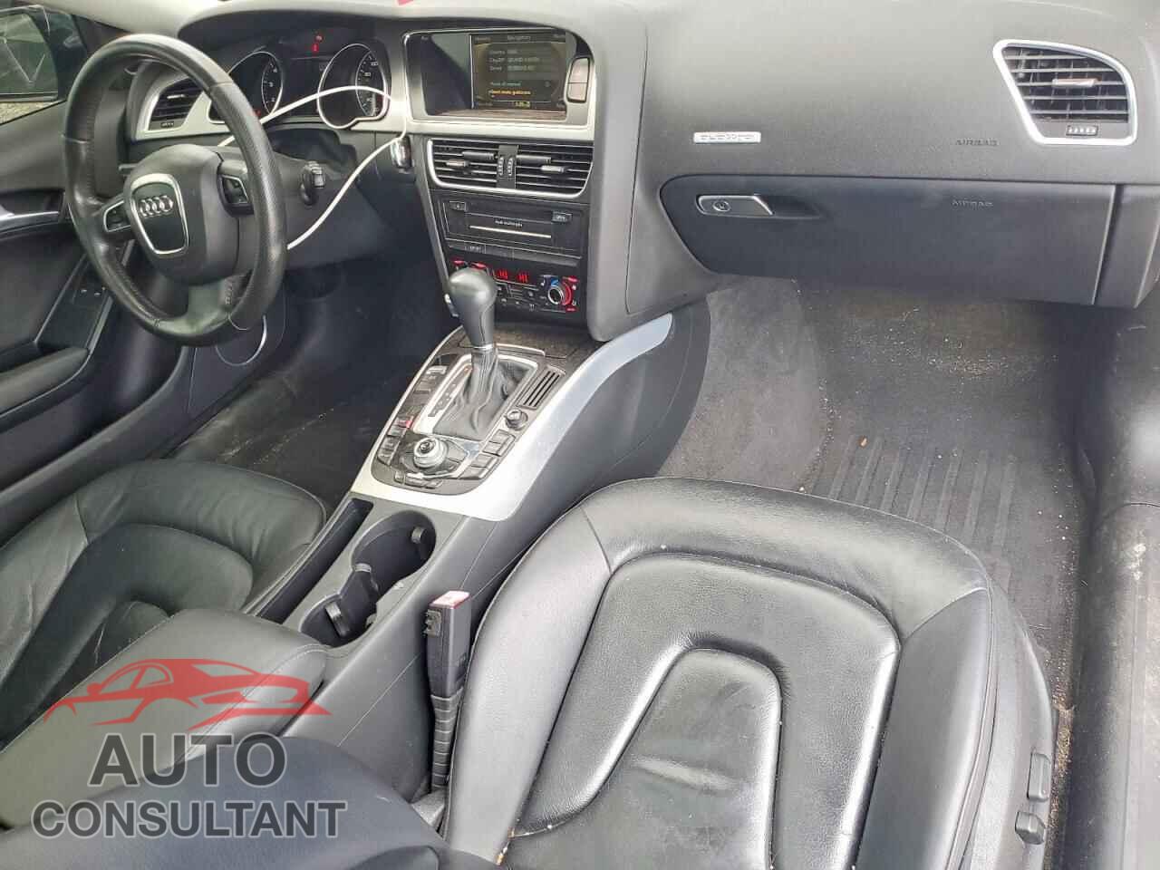 AUDI A5 2010 - WAULFAFR7AA026952