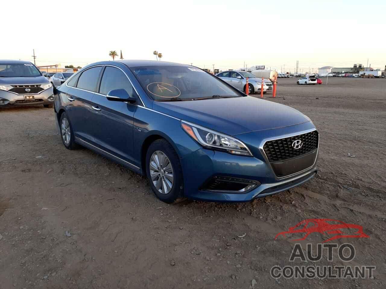 HYUNDAI SONATA 2016 - KMHE24L10GA036573