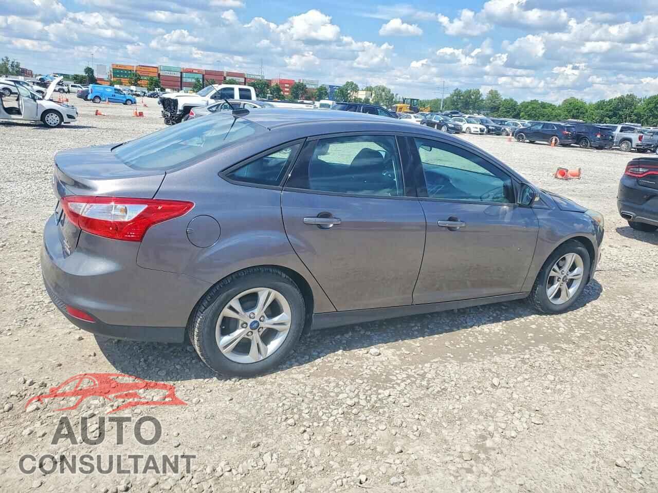 FORD FOCUS 2014 - 1FADP3F2XEL136378