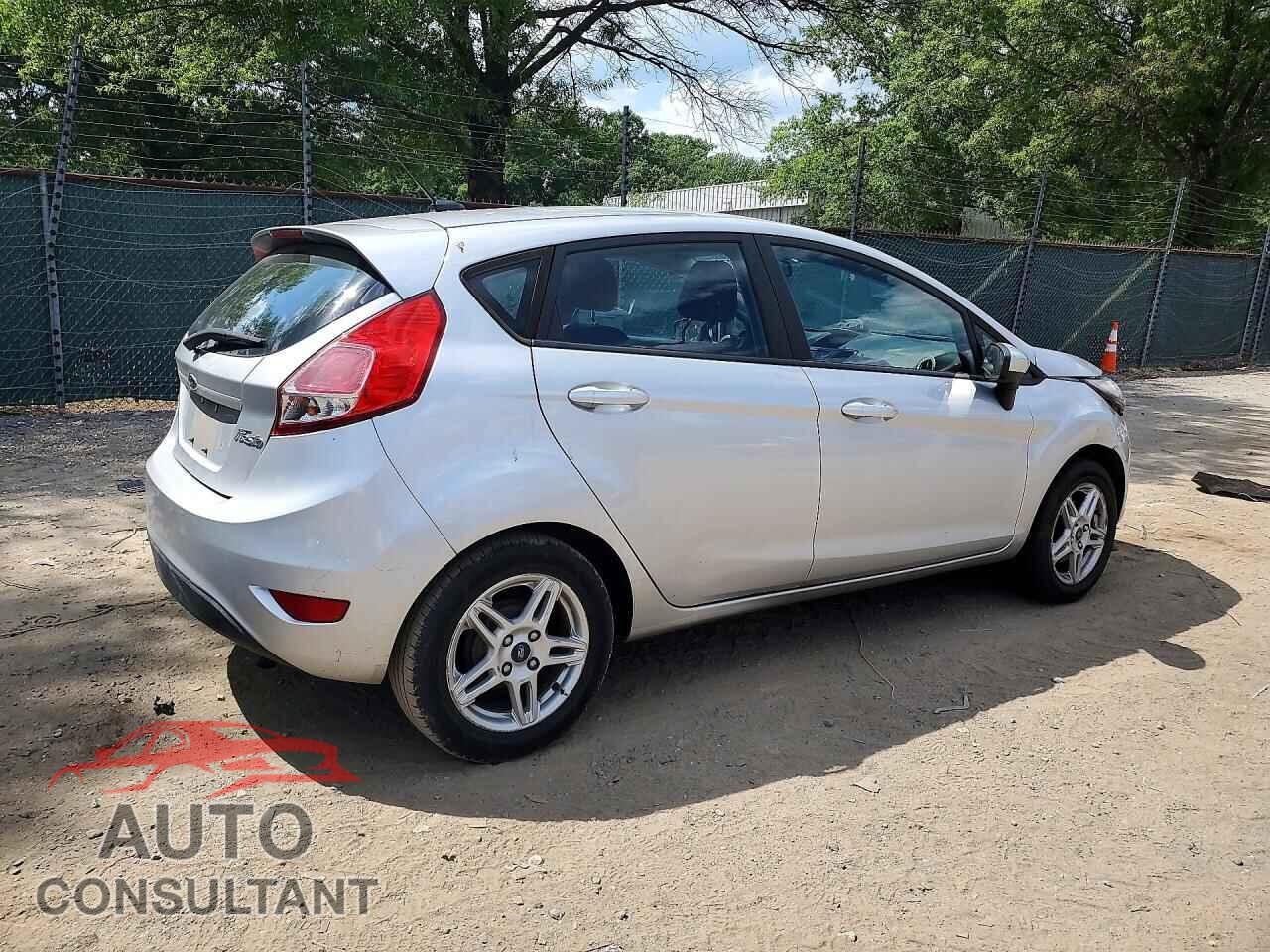 FORD FIESTA 2017 - 3FADP4EJ5HM135592