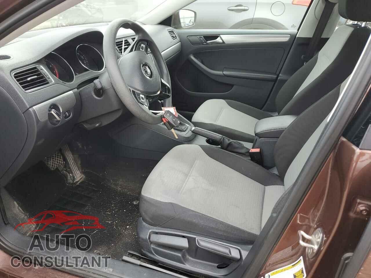 VOLKSWAGEN JETTA 2017 - 3VW2B7AJ2HM201424