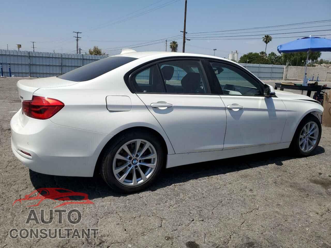 BMW 3 SERIES 2018 - WBA8E1G55JNU93154